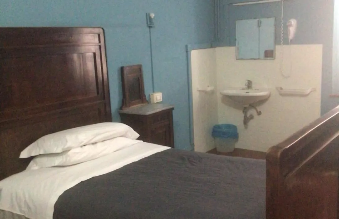 Leon Doro-1